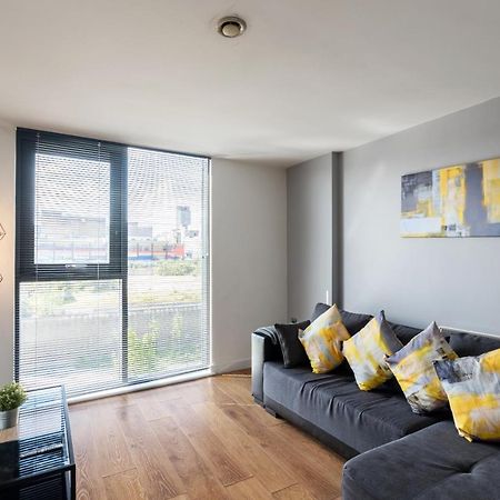 Lovely 2Br Apt In Sheffield City Centre Dış mekan fotoğraf